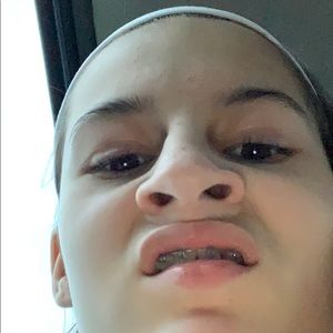 Meet your Posher, Adriana